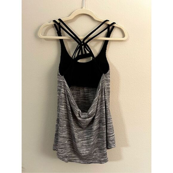 NWOT Lululemon Moment To Movement 2-In-1 Tank Size 4 - Picture 3 of 7